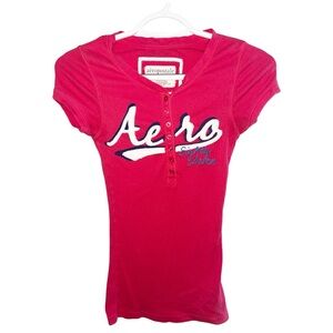 Hot Pink stretchy Women/Junior Aeropostale shirt size Small/Petite